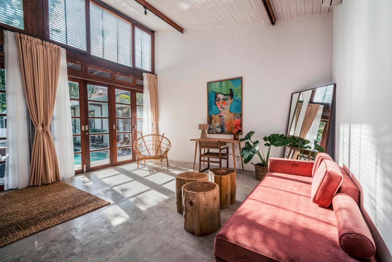 Apartamento Batu Belig Living Managed By Cpm Bali Seminyak Exterior foto