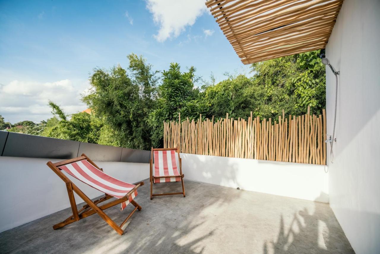 Apartamento Batu Belig Living Managed By Cpm Bali Seminyak Exterior foto