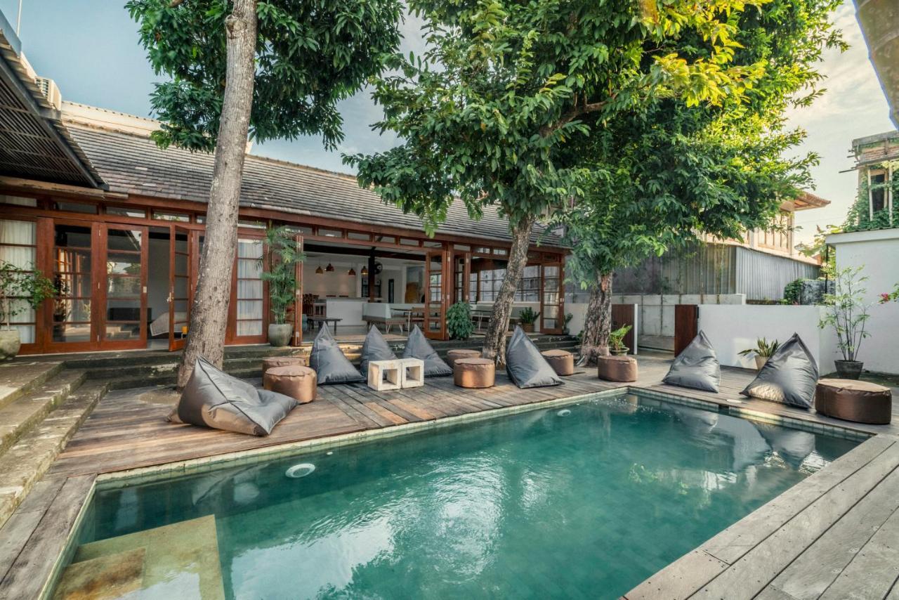 Apartamento Batu Belig Living Managed By Cpm Bali Seminyak Exterior foto
